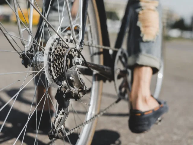 Pedalar Uma Bike Com Conforto e Segurança: O Guia Definitivo